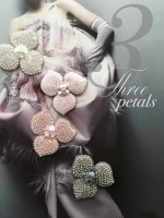 three petals-2 three petals-2